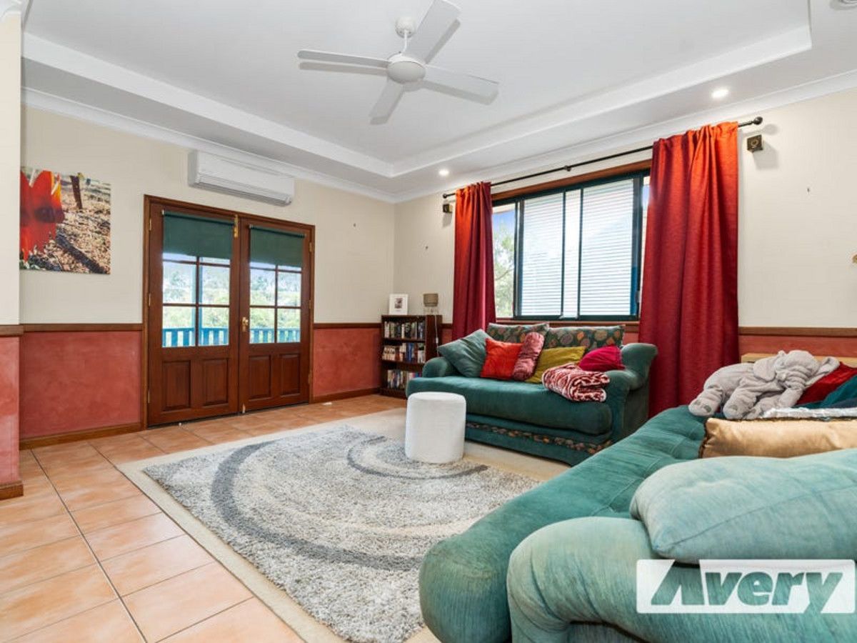 67 Donnelly Road, Arcadia Vale NSW 2283, Image 2
