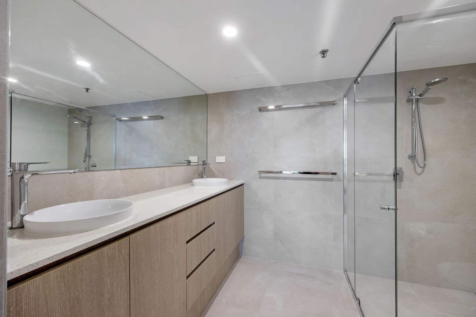 Additional image 5 of UNIT 29/3554 Main Beach Parade, Main Beach QLD 4217