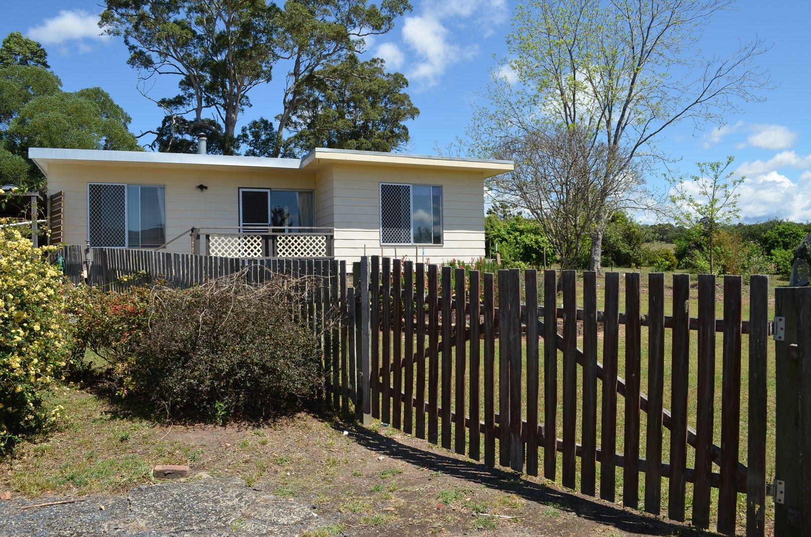 13A Nana Street, Nana Glen Property History & Address Research Domain