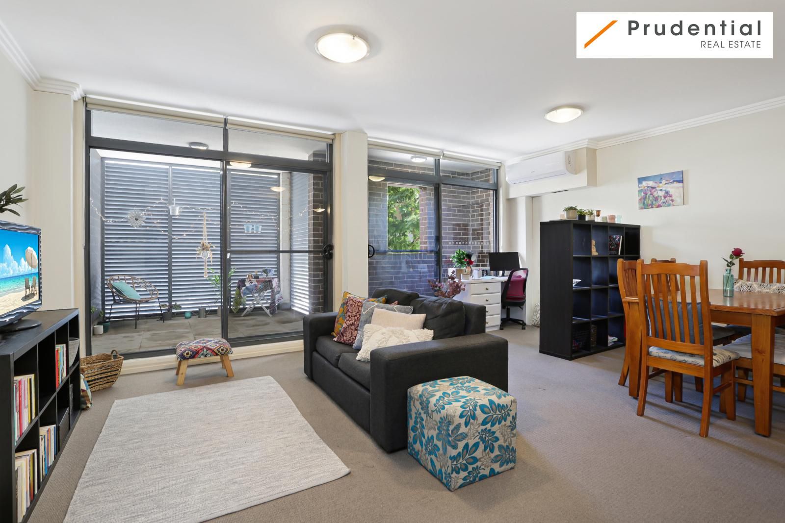 1/12 Parkside Crescent, Campbelltown NSW 2560, Image 2