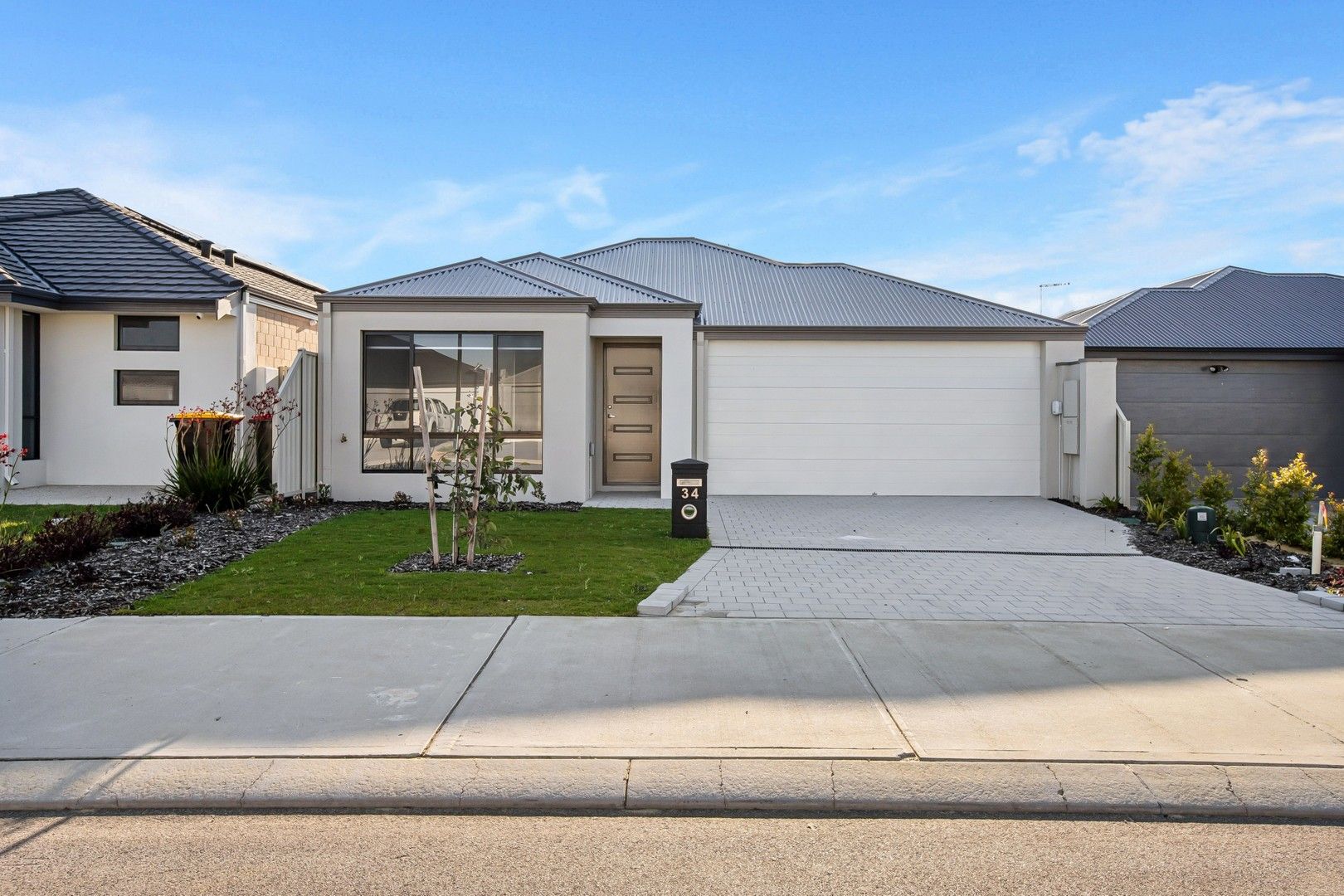 4 bedrooms House in 34 Palmerston Loop HILBERT WA, 6112