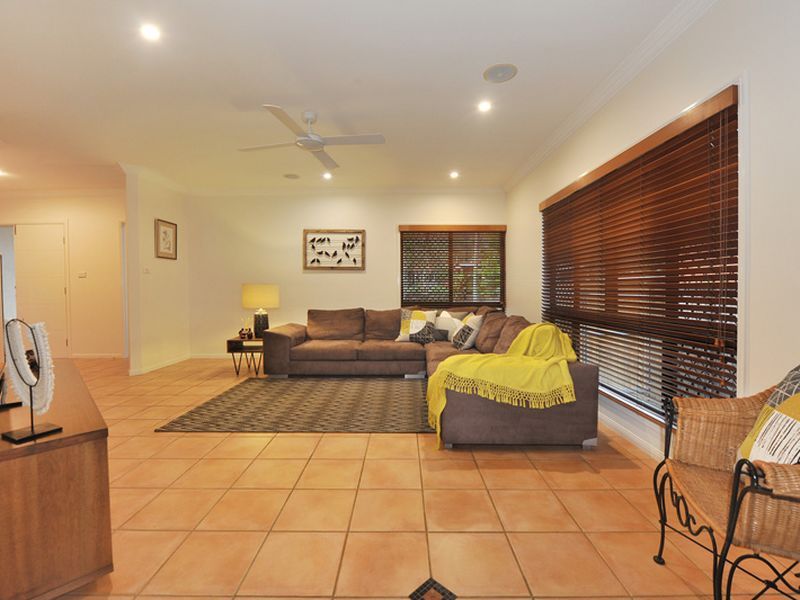 9 Kevin Street, Whitfield QLD 4870, Image 1