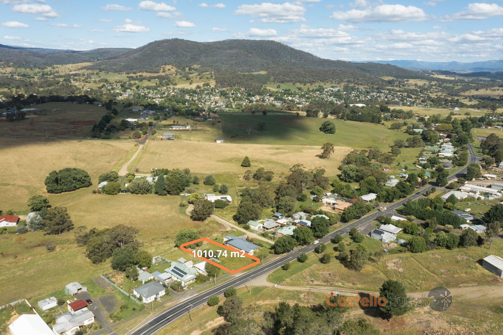 136 Albury Street, Tumbarumba NSW 2653, Image 2