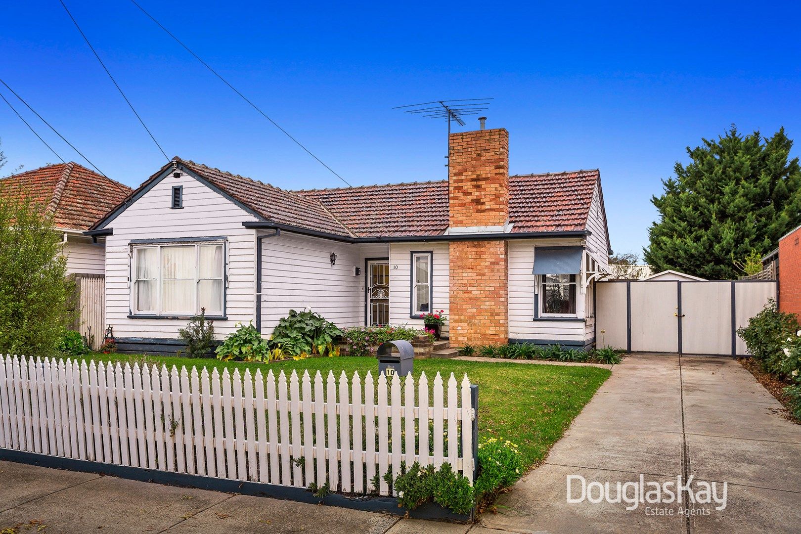 10 Ernest Street, Sunshine VIC 3020, Image 0