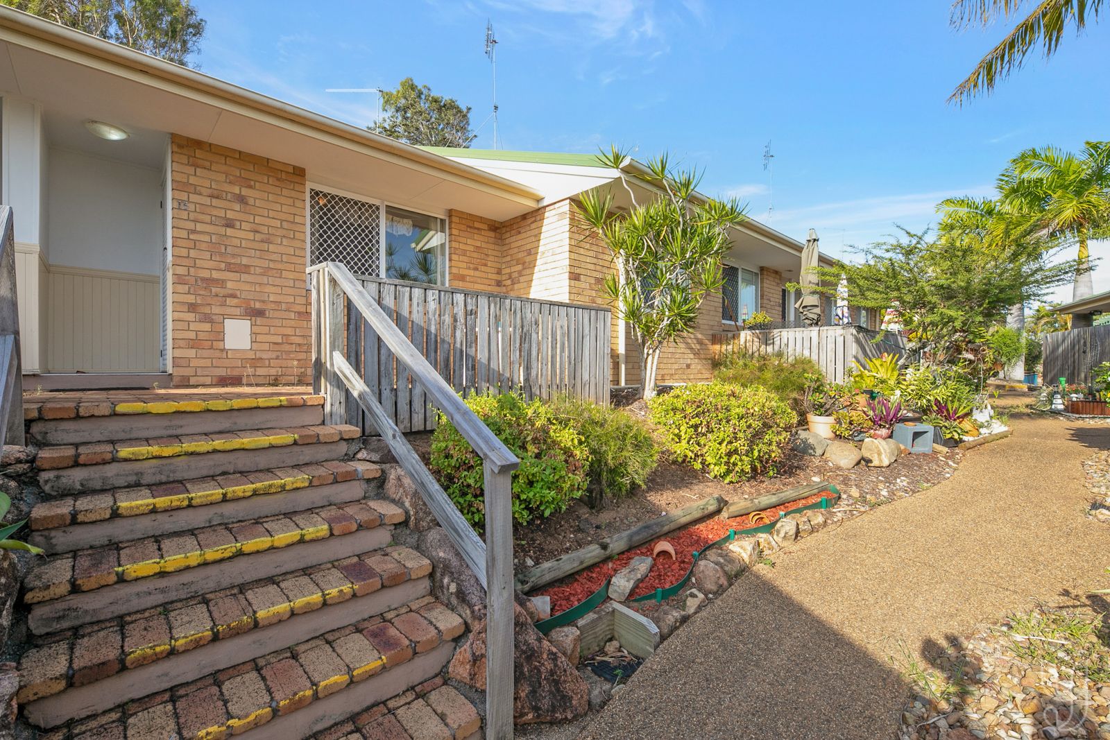 15/29 Melaleuca Street, Cooee Bay QLD 4703, Image 2