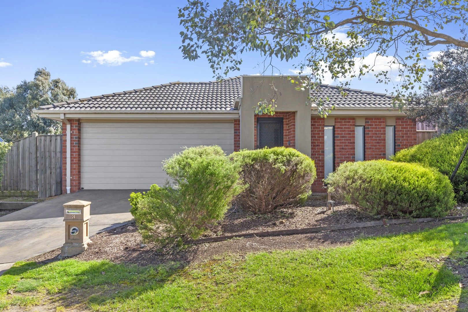 4 bedrooms House in 3 Chocolate Lily Court WALLAN VIC, 3756