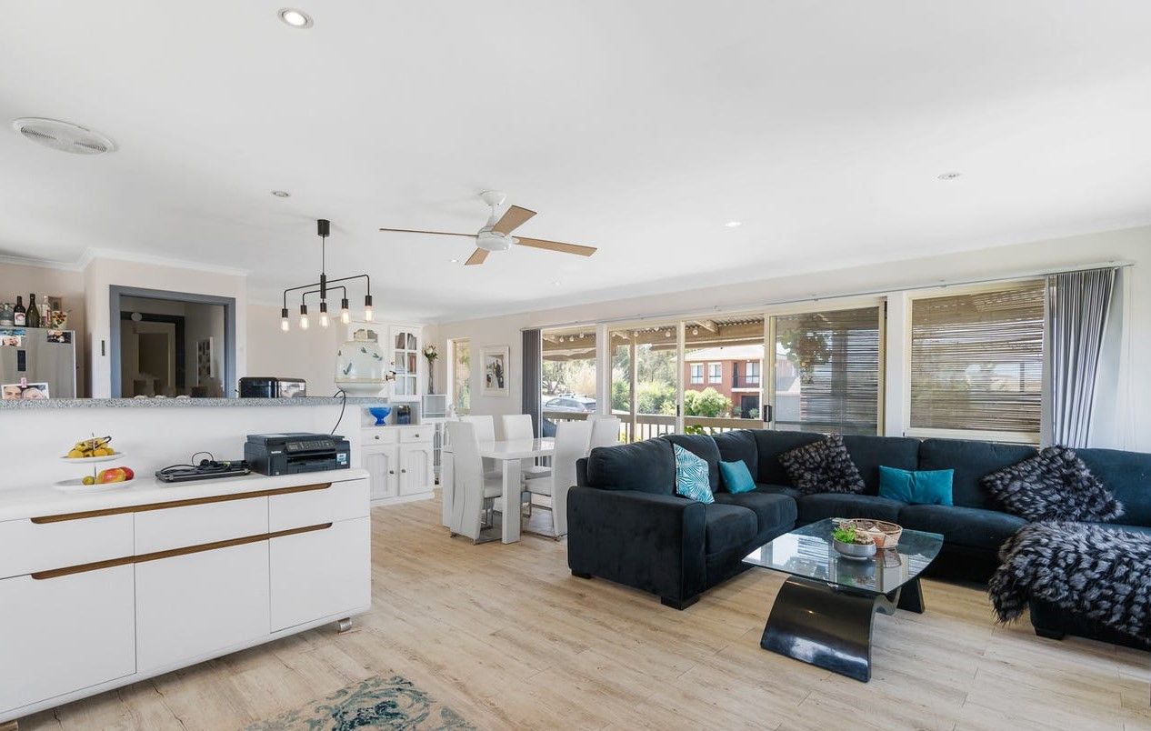 105 Battye Road, Encounter Bay SA 5211 House For Rent 480 Domain