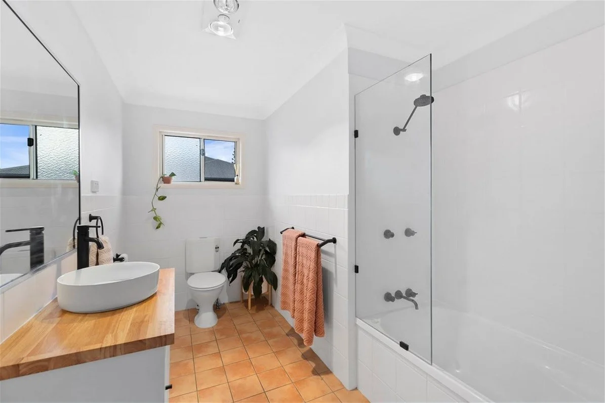 Additional image 12 of 1/28 Wylie Avenue, Coorparoo QLD 4151