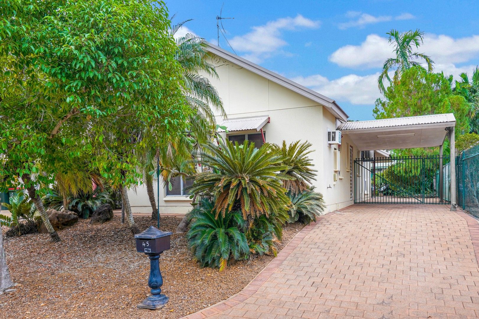 3 bedrooms House in 45 Phoenix Circuit DURACK NT, 0830
