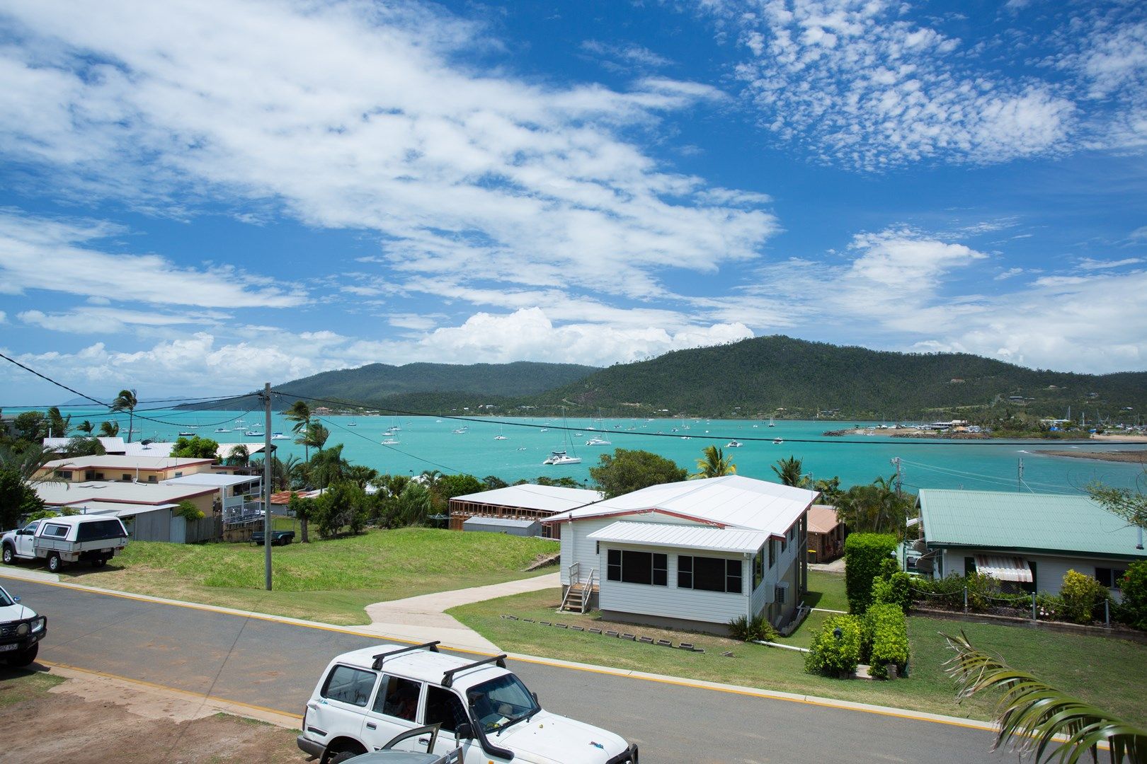 4 Hillcrest Avenue, Airlie Beach QLD 4802, Image 0