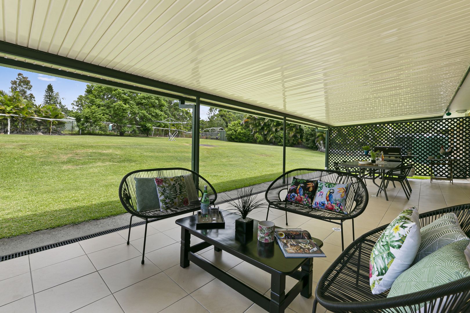 83 Worongary Road, Tallai QLD 4213, Image 2