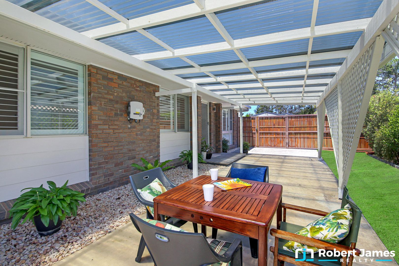 13 Pine Avenue, Tewantin QLD 4565, Image 2