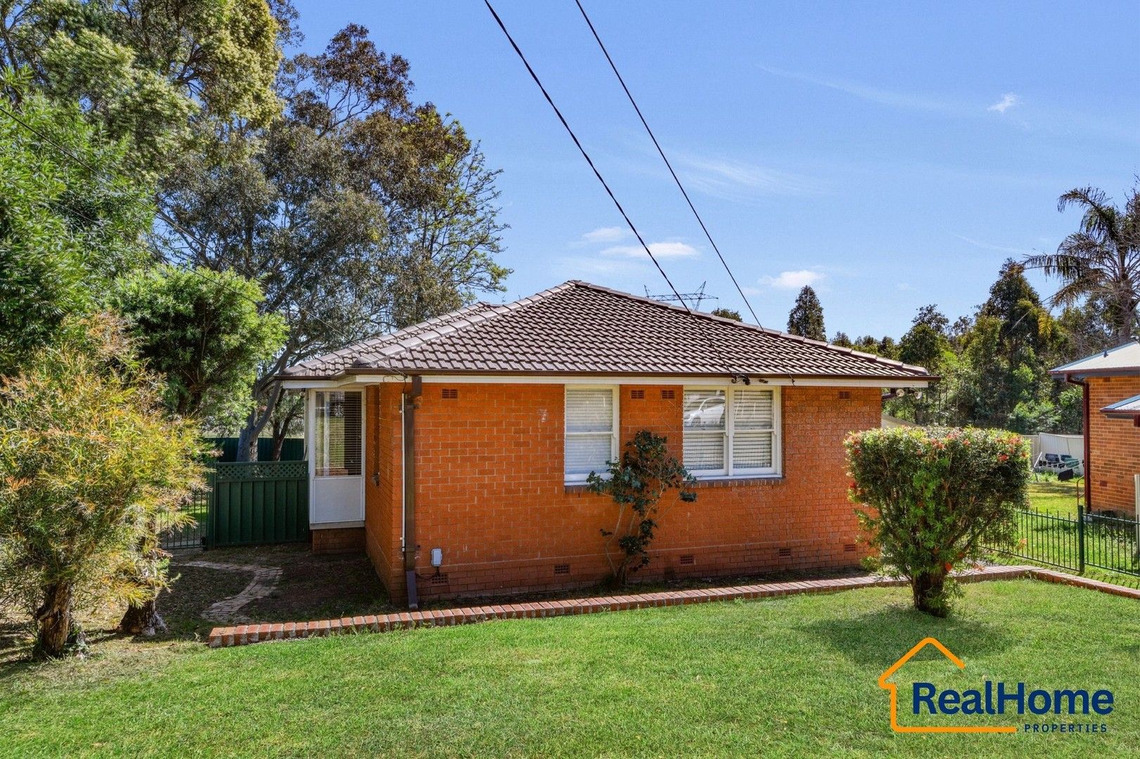 3 bedrooms House in 48 Parkes Crescent BLACKETT NSW, 2770