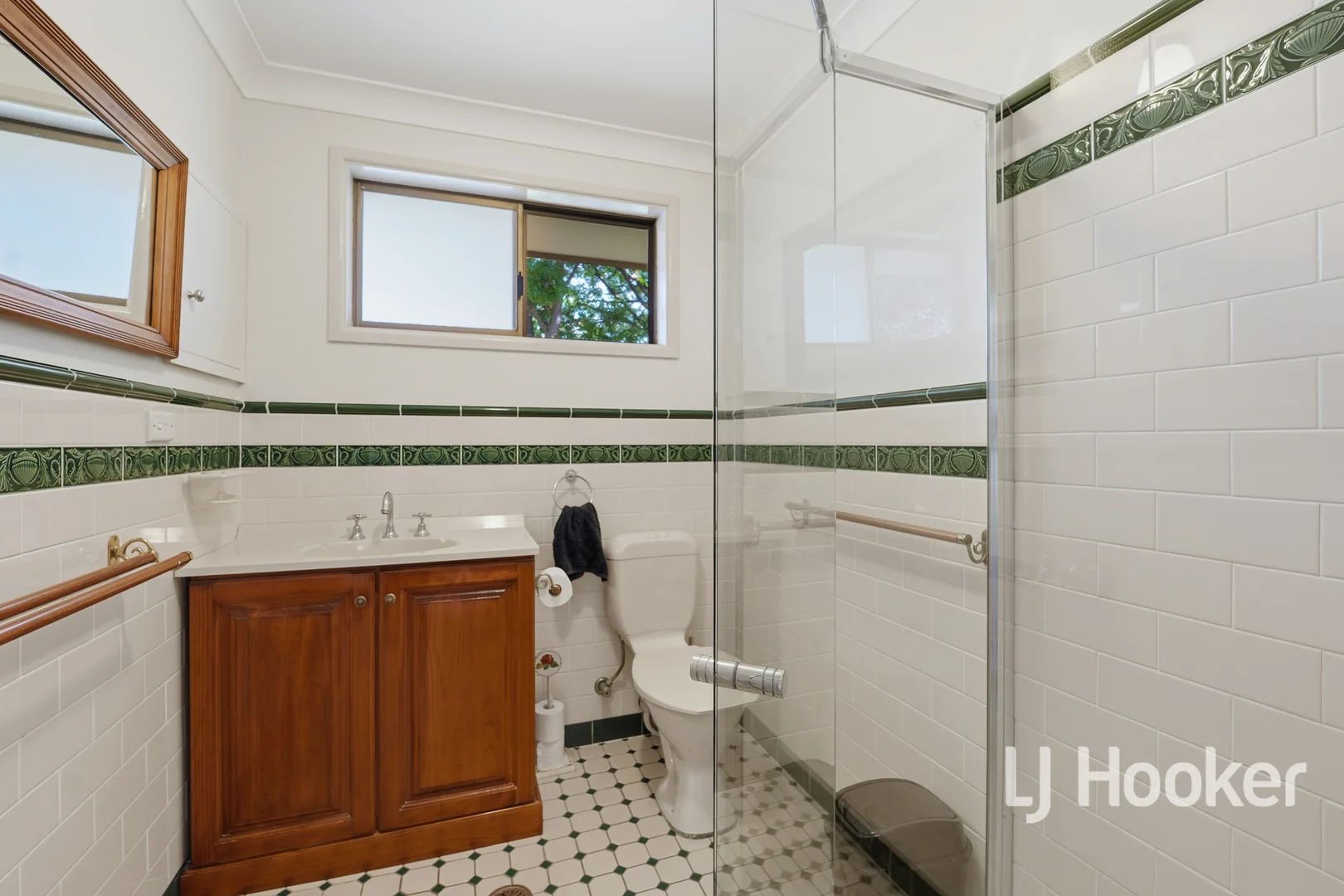 Additional image 13 of 24 Zircon Street, Inverell NSW 2360