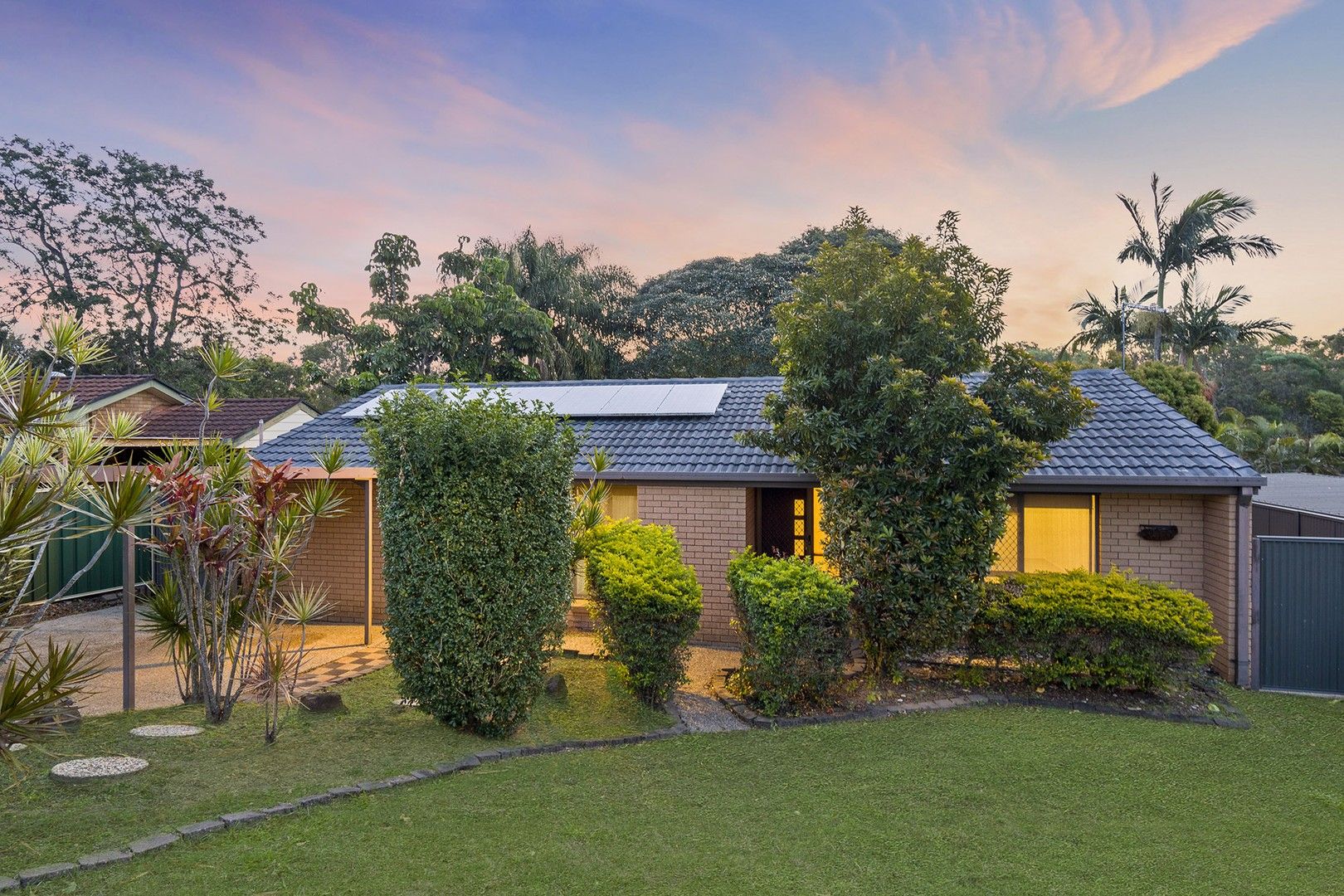 4 bedrooms House in 62 Owenia Street ALGESTER QLD, 4115
