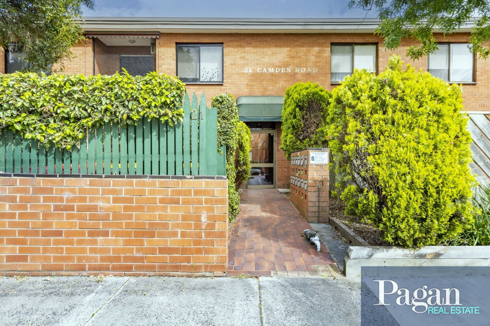 8/21 Camden Road, Hughesdale VIC 3166 Domain