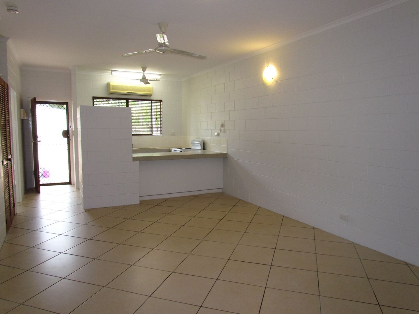 7/16 Somerville Gardens, Parap NT 0820, Image 1