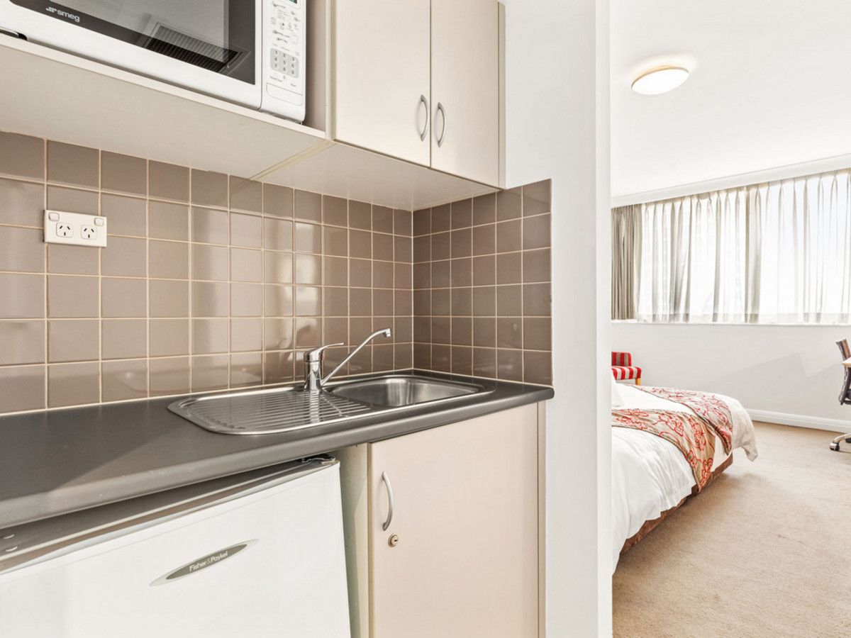 1 bedrooms Apartment / Unit / Flat in 608/10 Brown Street CHATSWOOD NSW, 2067