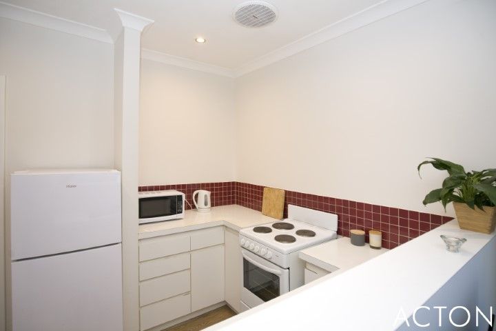 2/1-3 Hackett Street, Mandurah WA 6210, Image 2