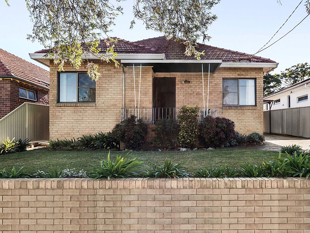 4 bedrooms House in 16 Hamer Street KOGARAH BAY NSW, 2217