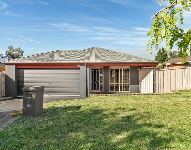 14 Hampton Court, Beaconsfield VIC 3807