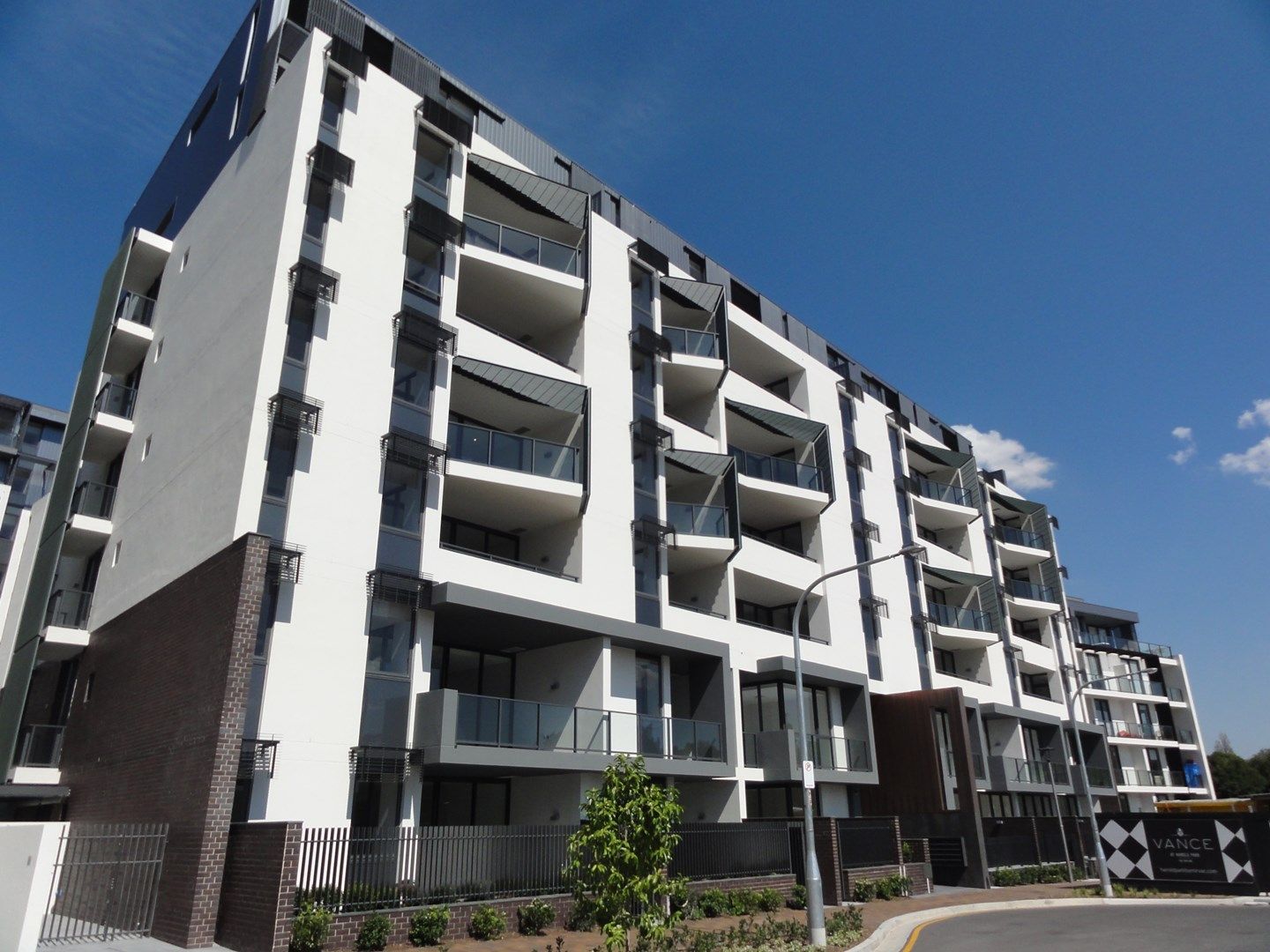1 bedrooms Apartment / Unit / Flat in near USYD/L3/2 Cullens Close FOREST LODGE NSW, 2037