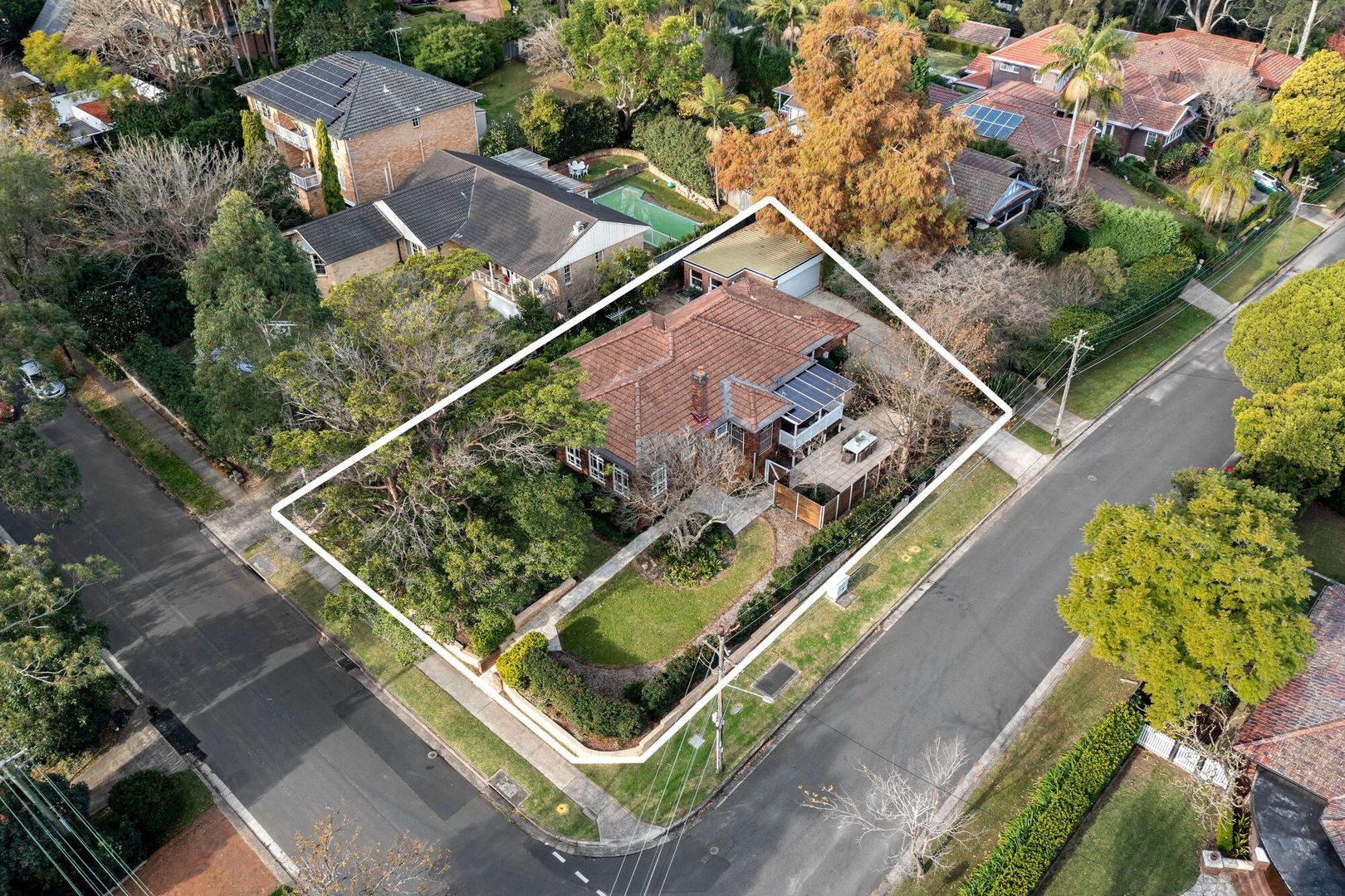 16 Beechworth Rd, Pymble NSW 2073, Image 2