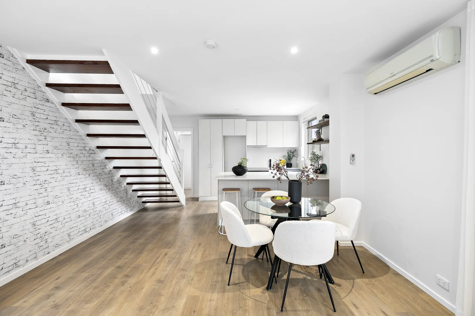 Additional image 5 of 3/100 Plumpton Avenue, Glenroy VIC 3046