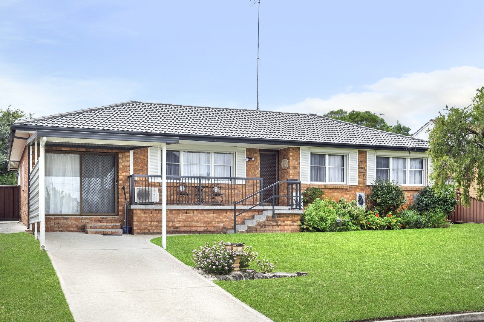 9 Timgalen Avenue, South Penrith NSW 2750, Image 0