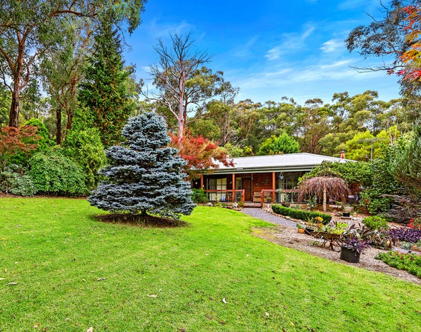 22 Forest Road, Wesburn VIC 3799