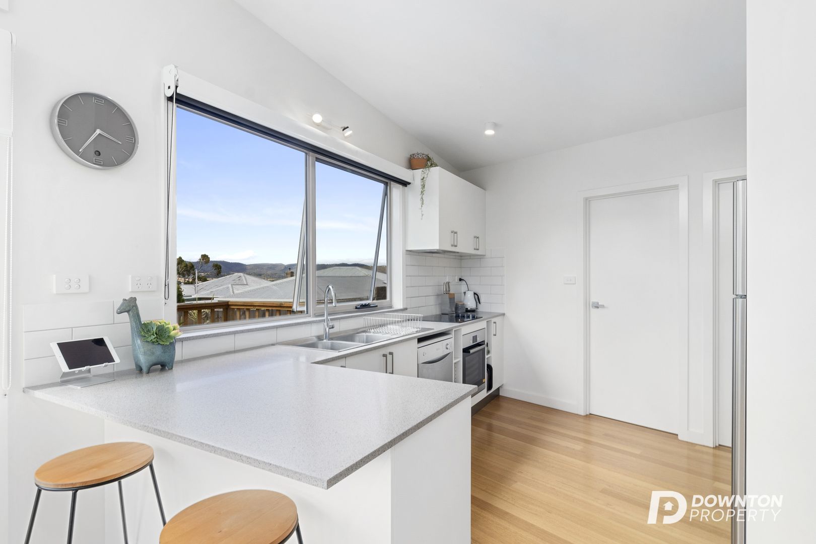 2/24 Milton Crescent, Moonah TAS 7009, Image 2