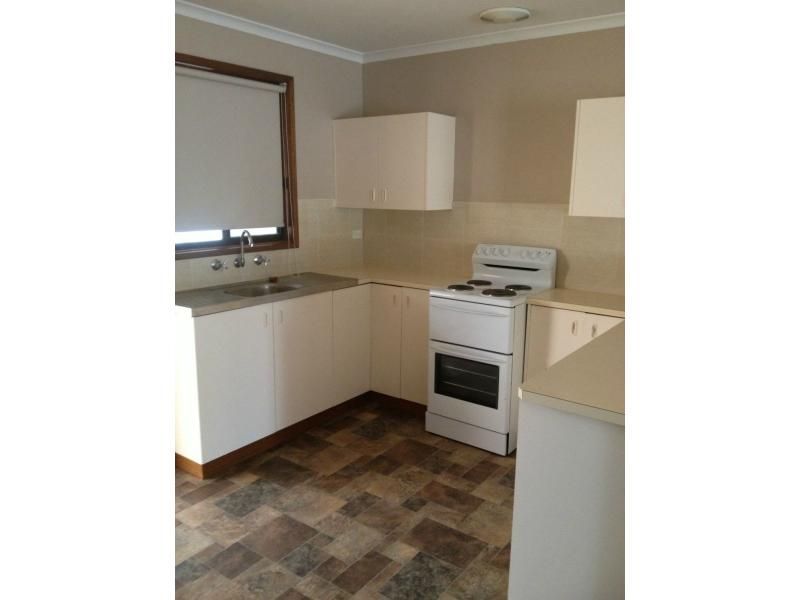 2/8 Wangianna St, Roxby Downs SA 5725 House For Rent Domain