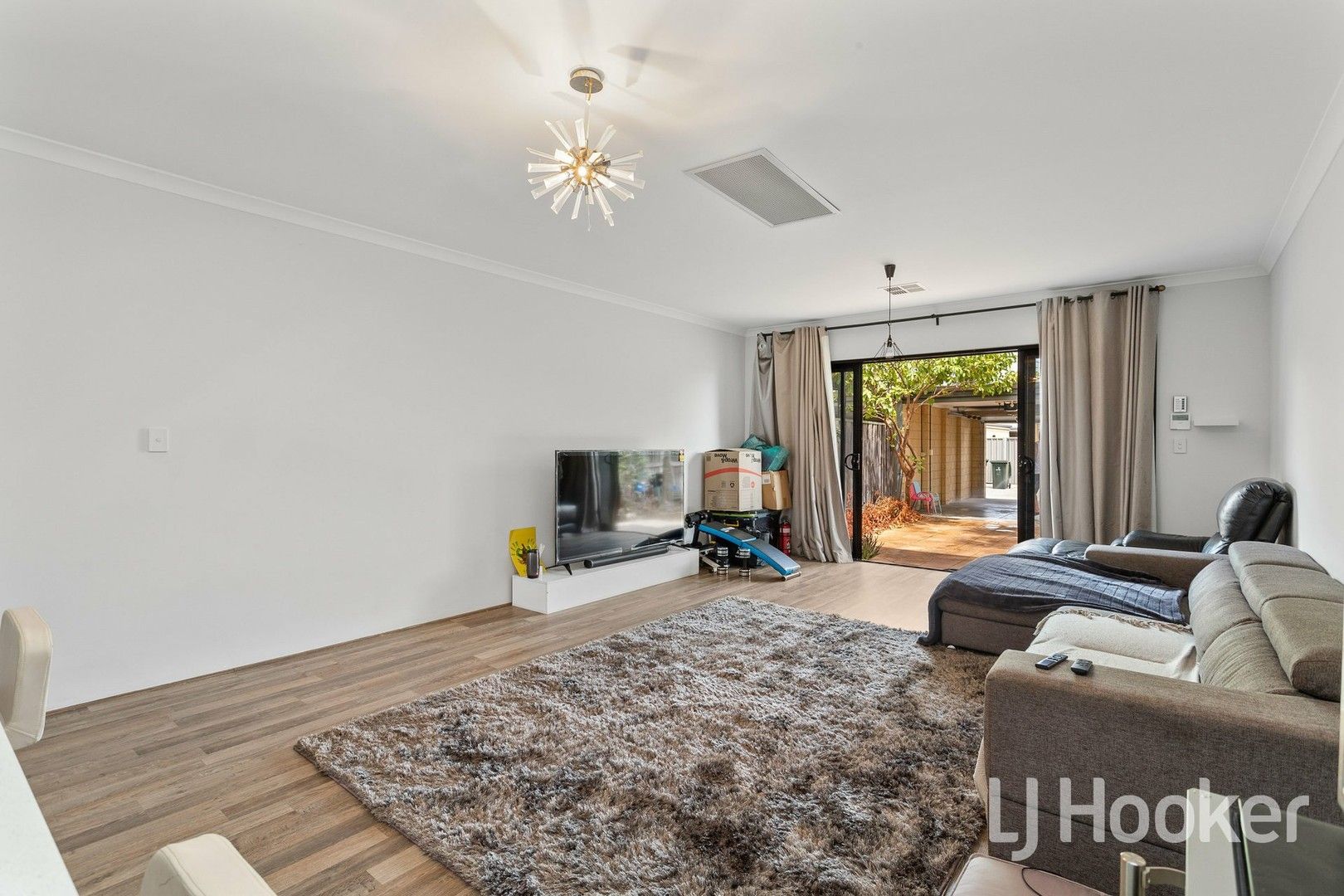 27 Shepherd Avenue, Ellenbrook WA 6069, Image 0