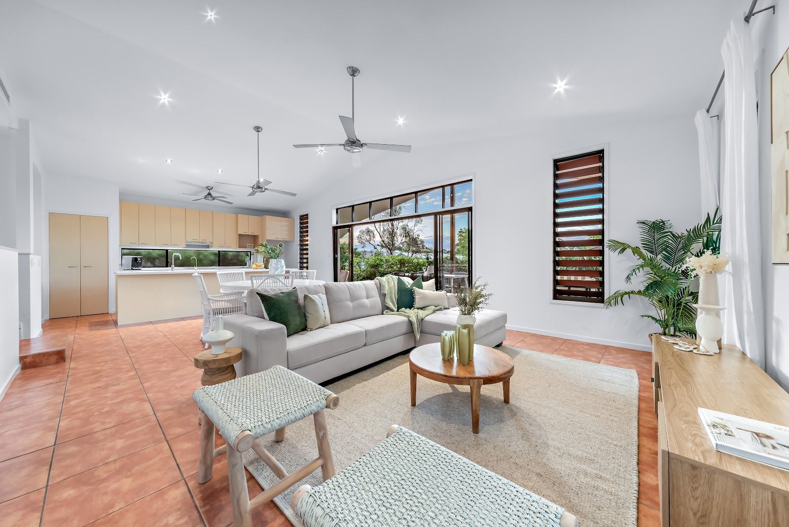 19 Grevillea Street, Sinnamon Park QLD 4073, Image 0