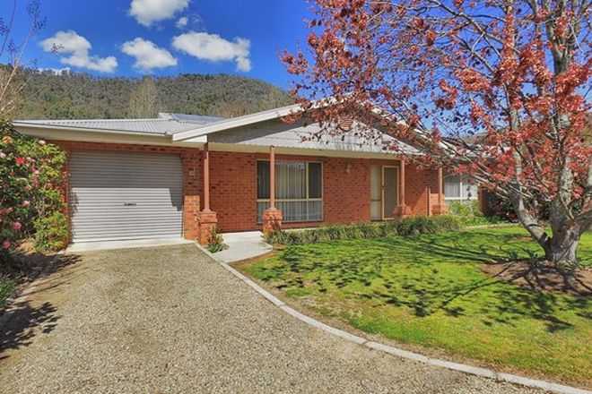 Picture of 30 Gavan Street, BRIGHT VIC 3741