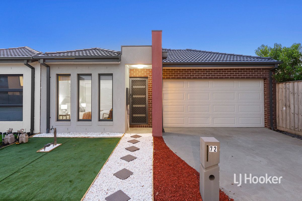 4 bedrooms House in 72 Kingsford Drive POINT COOK VIC, 3030