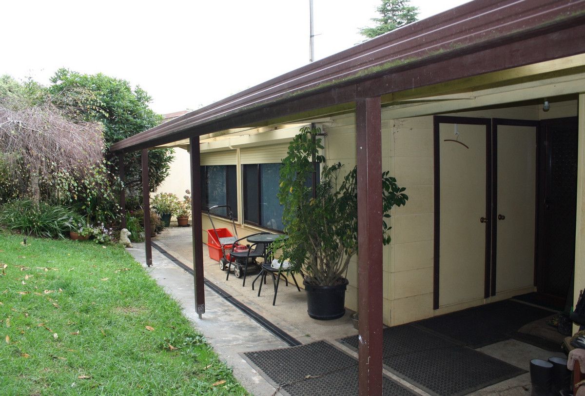 4 bedrooms House in 3235 Strzelecki Highway MIRBOO NORTH VIC, 3871
