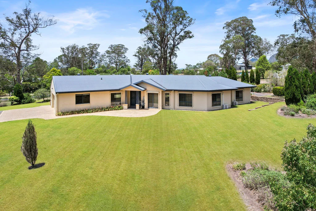 3 Neotsfield Avenue, Gloucester NSW 2422