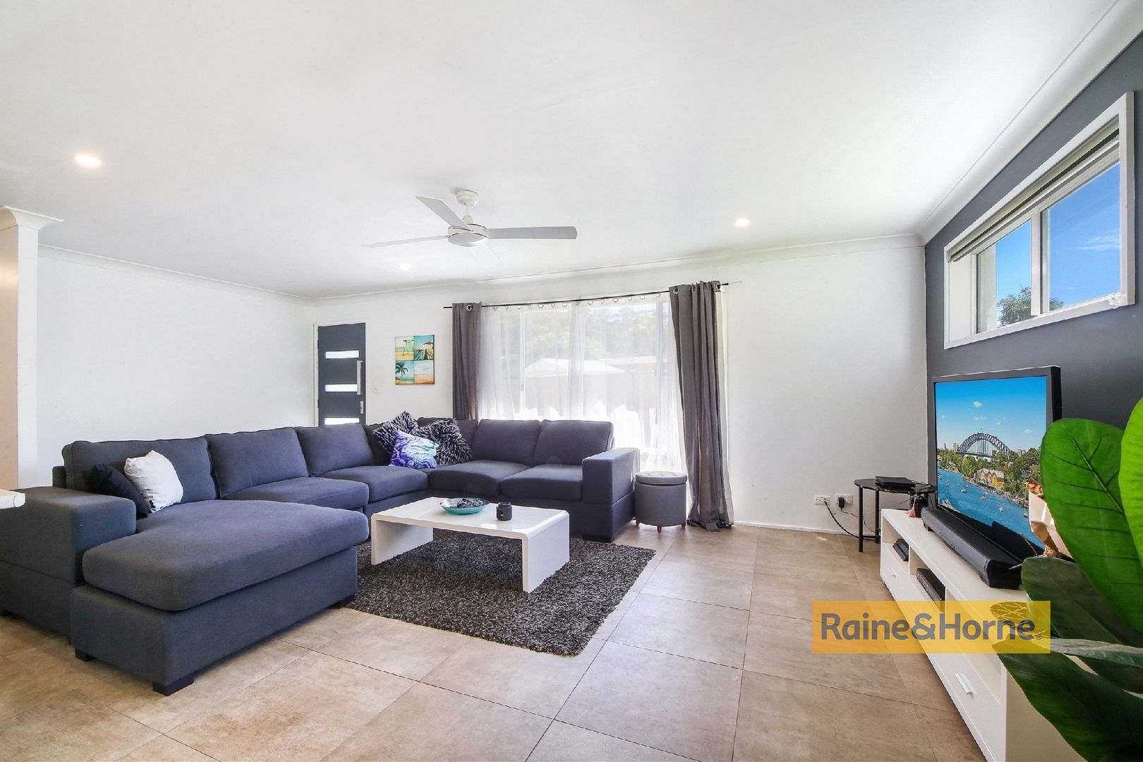 6 Macquarie Place, Umina Beach NSW 2257, Image 2