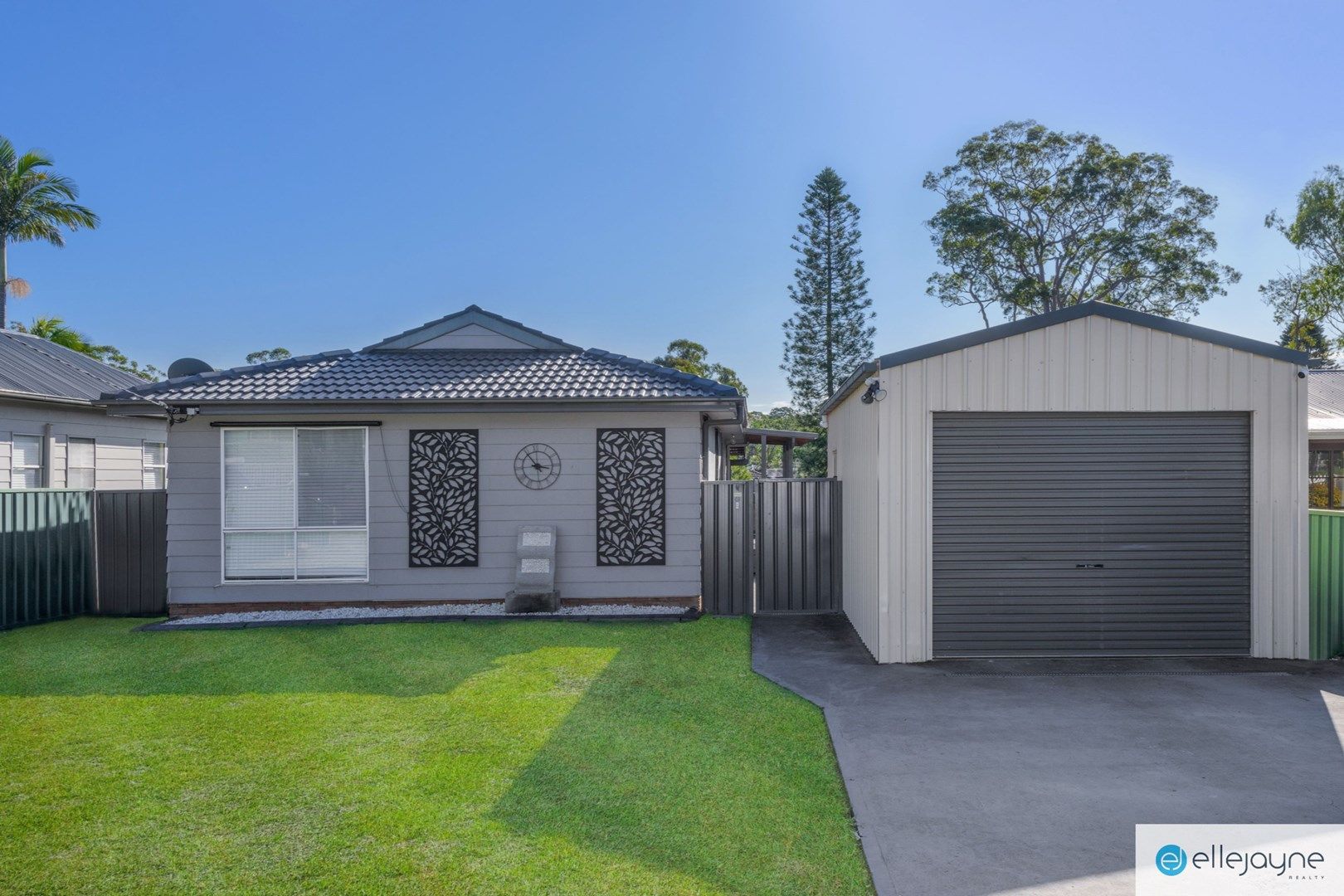 17 Frederick Street, Windermere Park NSW 2264, Image 0