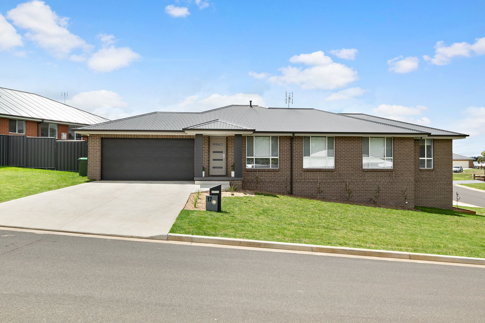 17 Stevenson Way, Orange NSW 2800