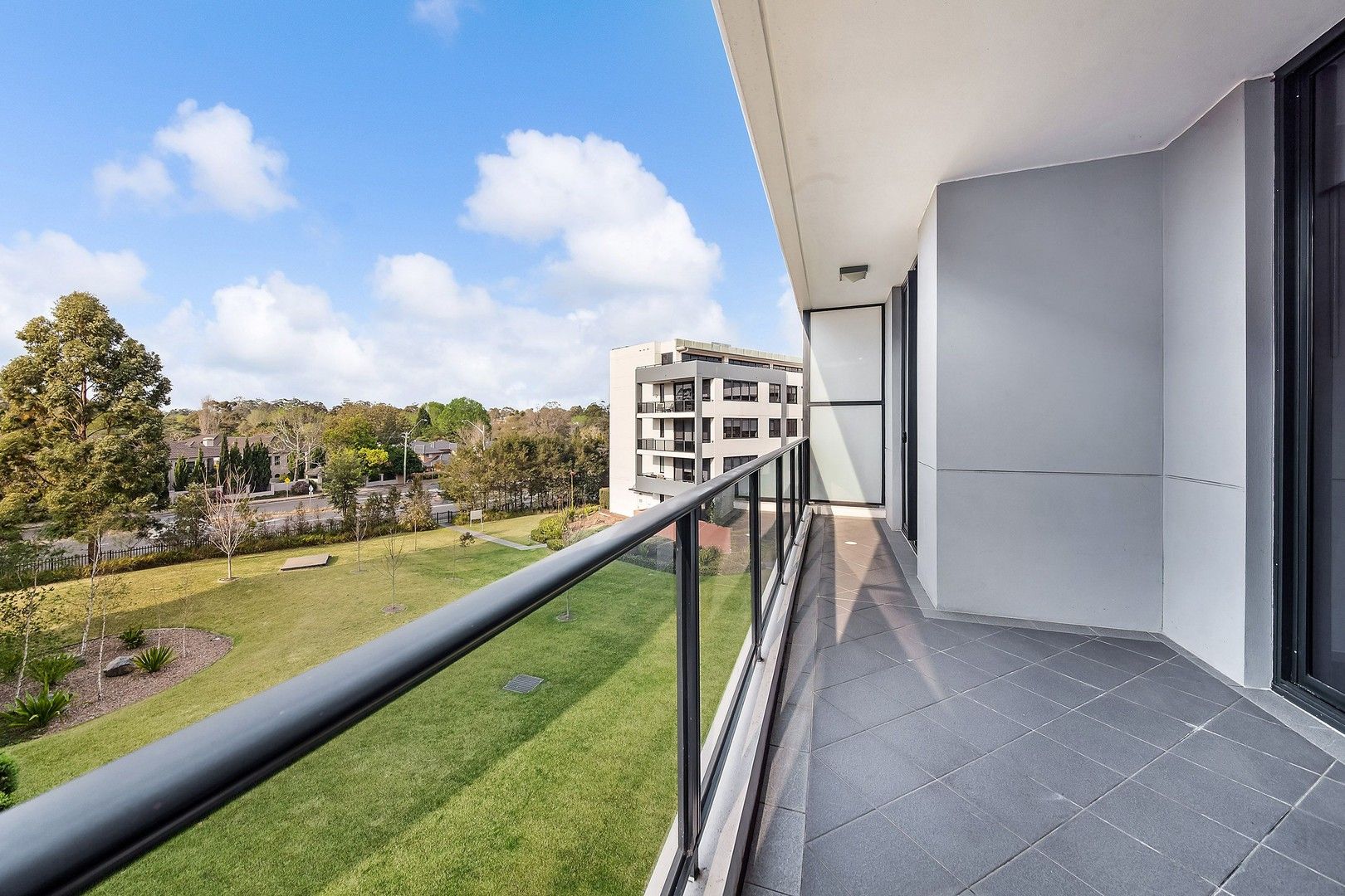 2 bedrooms Apartment / Unit / Flat in F569/17-19 Memorial Avenue ST IVES NSW, 2075
