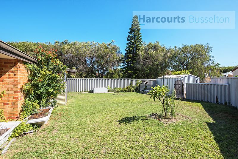 2/15 Wylie Crescent, West Busselton WA 6280, Image 2