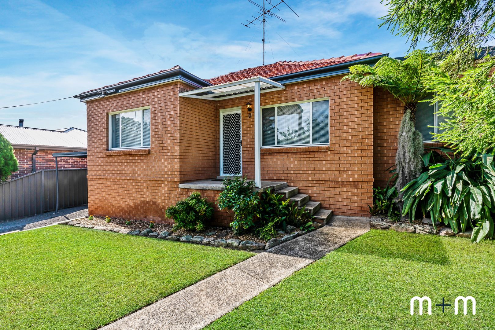 9 Frances Street, Helensburgh NSW 2508, Image 2