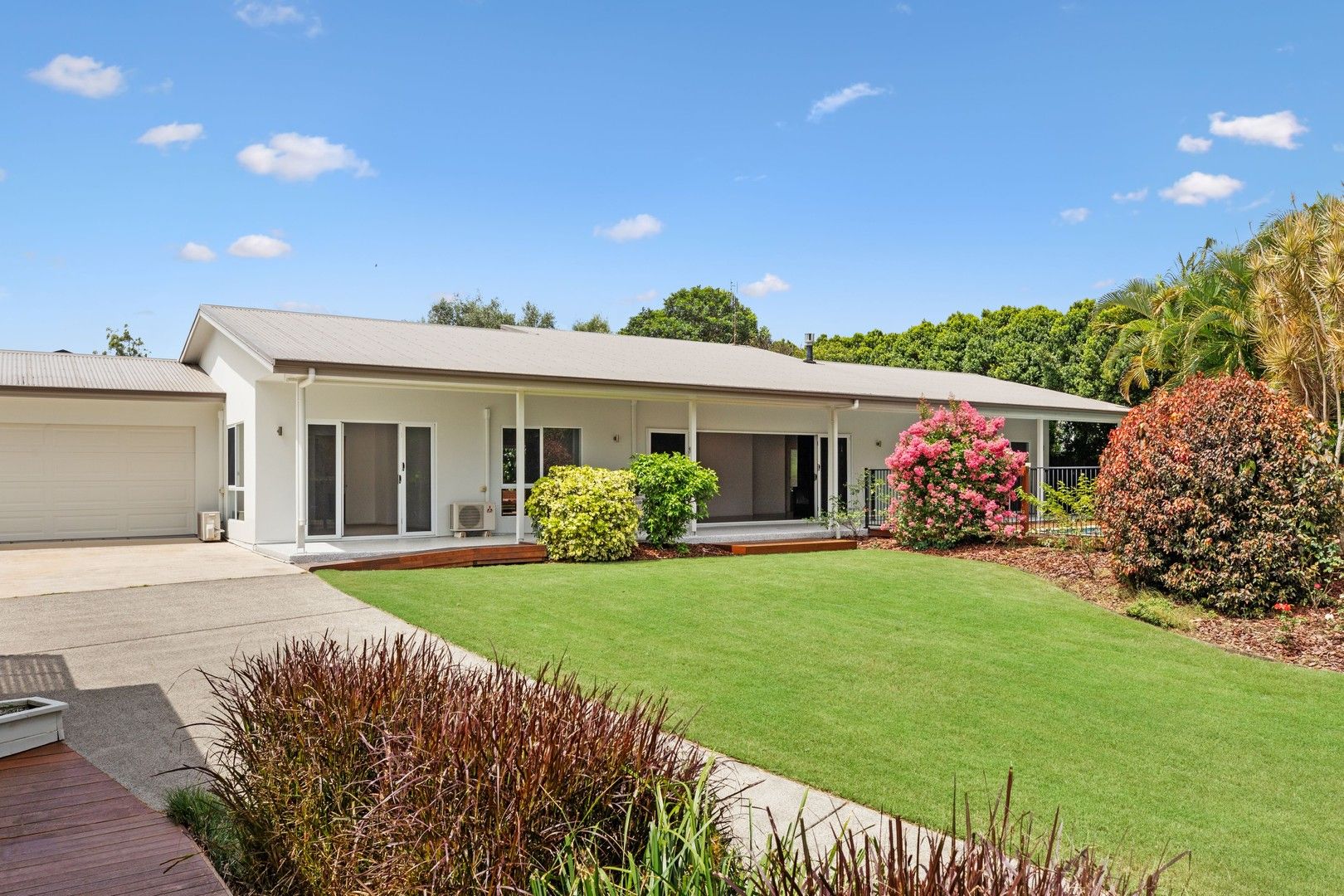 15 Allan Avenue, Glass House Mountains QLD 4518, Image 0