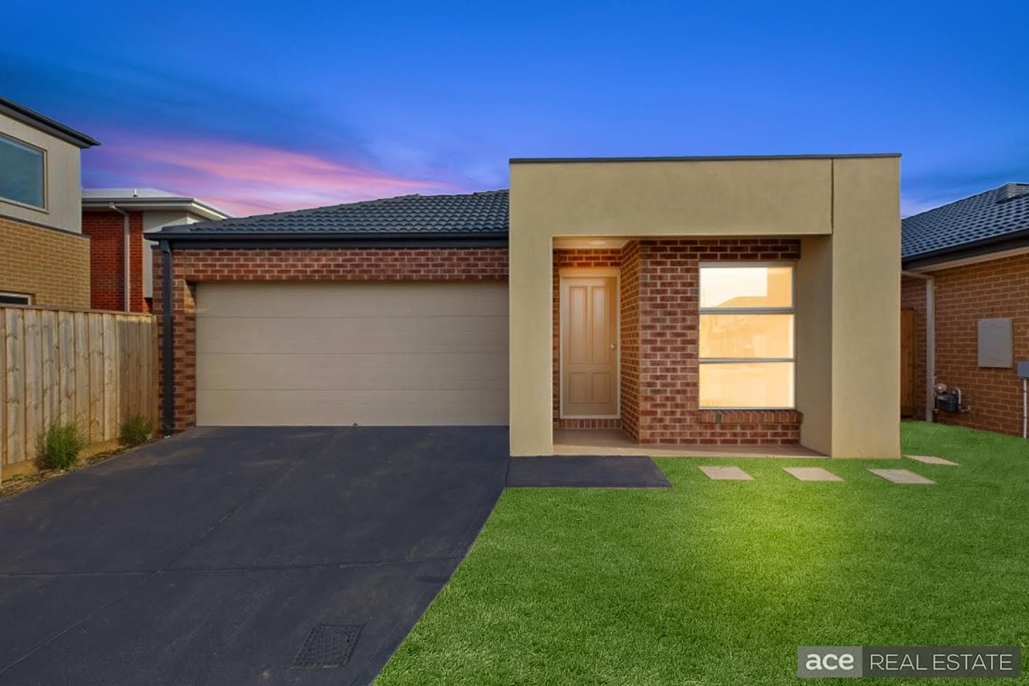 3 bedrooms House in 38 Dingo Street POINT COOK VIC, 3030