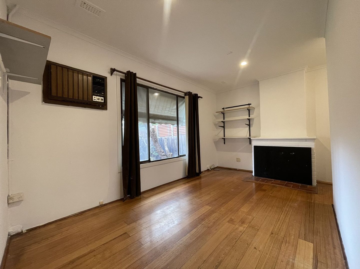 96 Alamein Road, Heidelberg West VIC 3081, Image 2