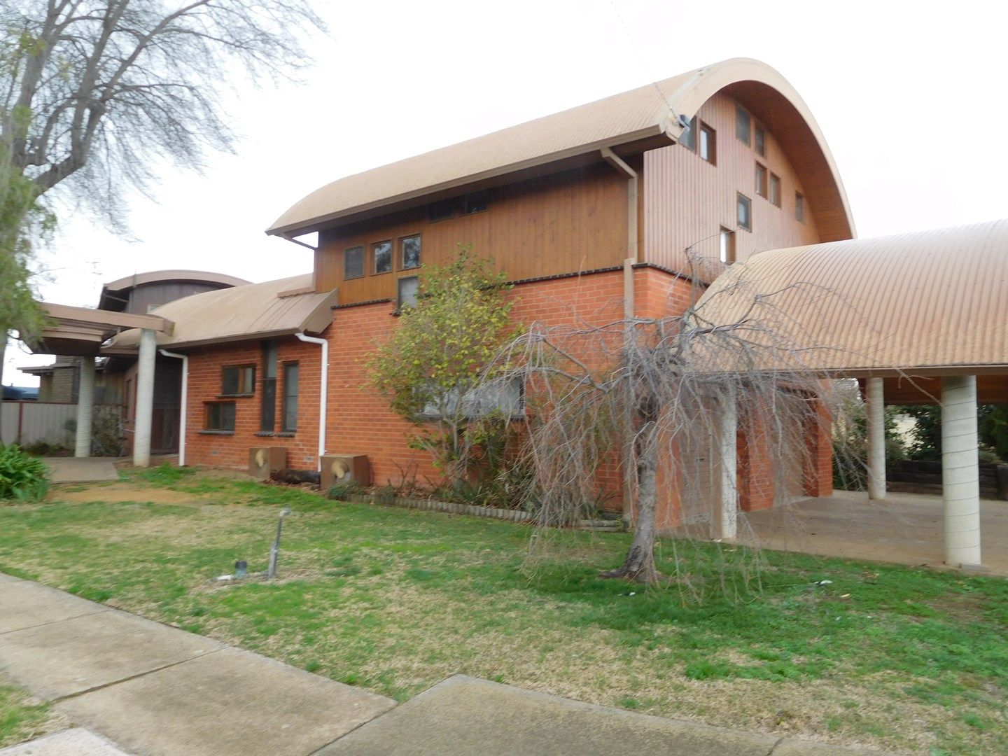 3 bedrooms House in 167-169 Balaclava Road SHEPPARTON VIC, 3630