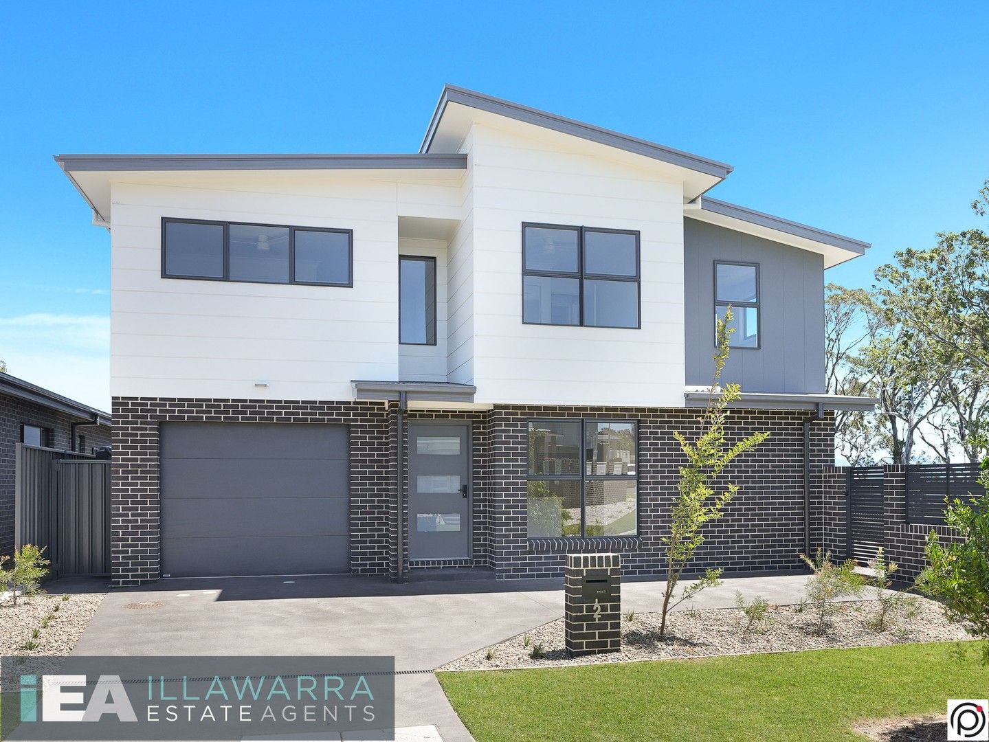 3 bedrooms House in 2 Banjo street ALBION PARK NSW, 2527