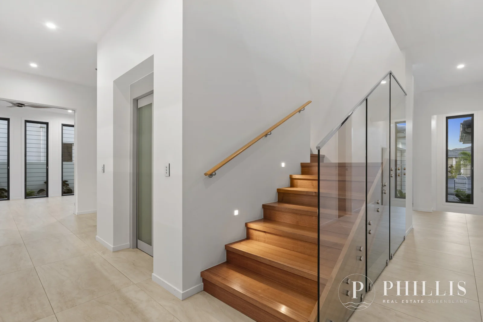 Additional image 19 of 2515 Cressbrook Drive, Hope Island QLD 4212